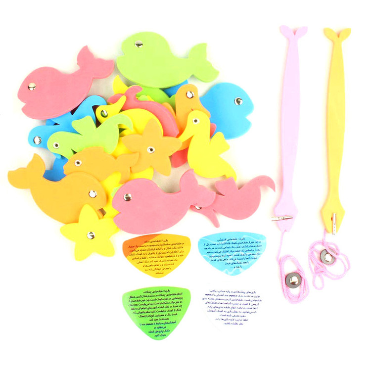 سرگرمی تعاملی دو کودک با قلاب مغناطیسی و ماهیهای فومی